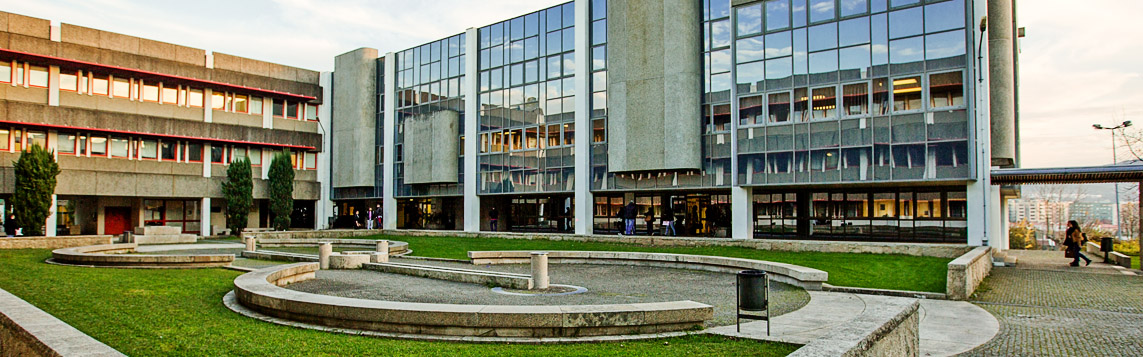 Escola Superior de Enfermagem background