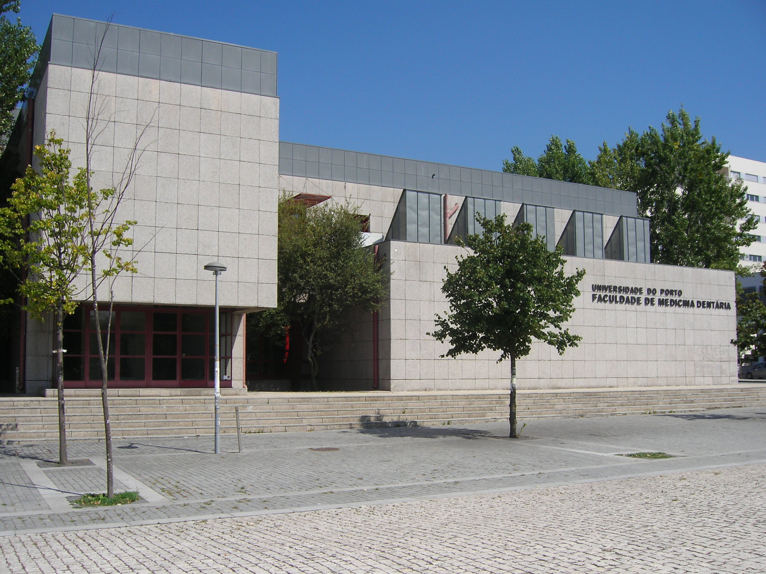Faculdade de Medicina Dentária background