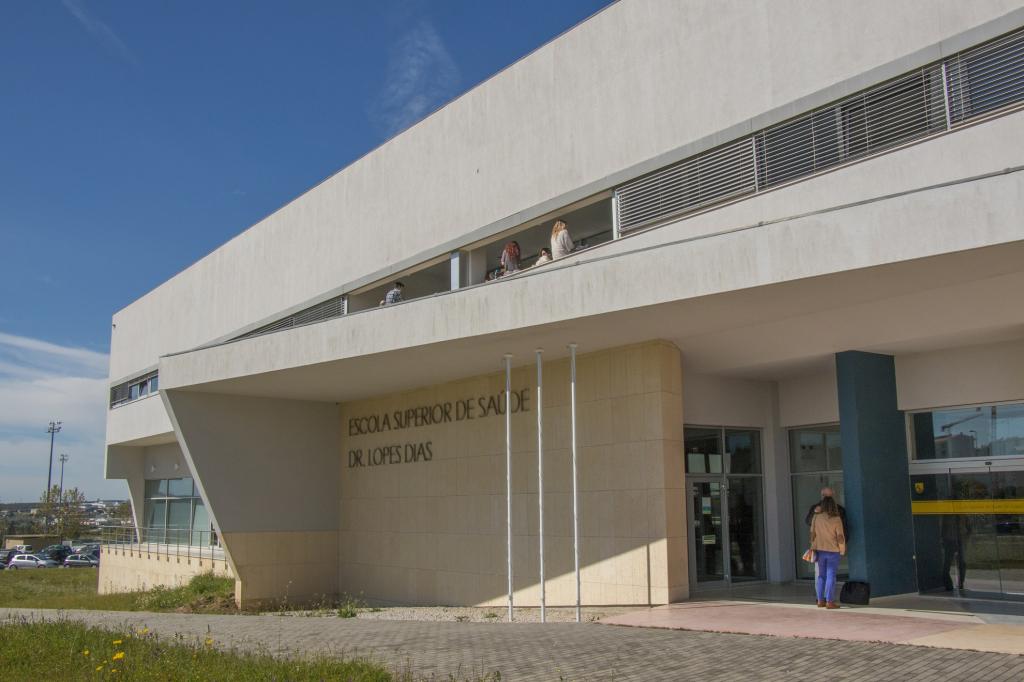 Foto de Escola Superior de Saúde Dr. Lopes Dias