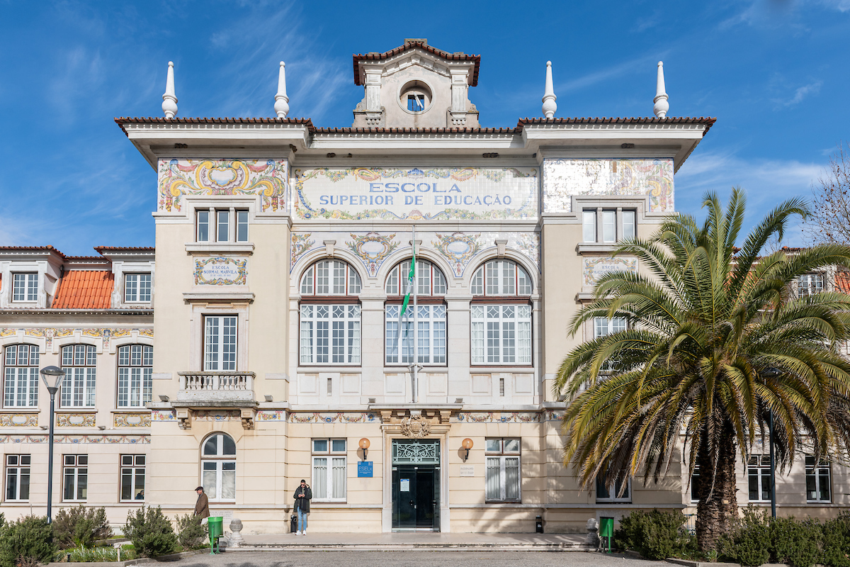 Escola Superior de Educação de Lisboa background