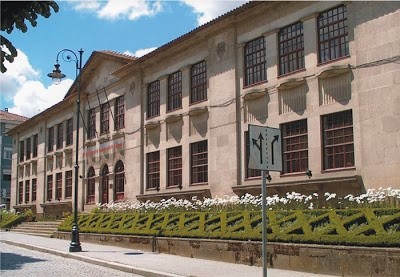 Escola Superior de Tecnologia e Gestão de Lamego background